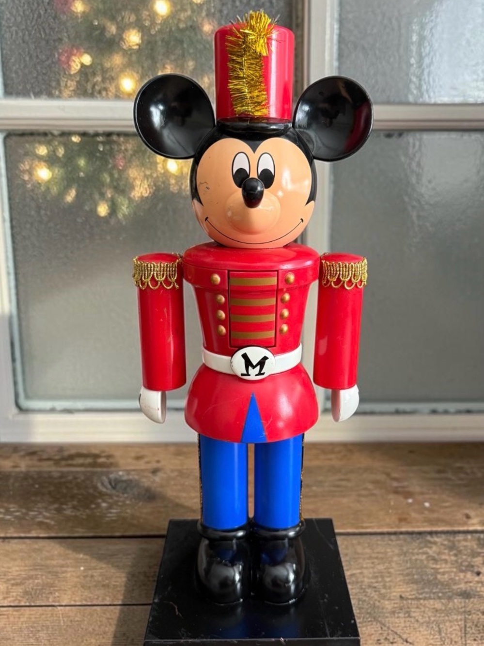 Hallmark Red Mickey Mouse Nutcracker Soldier 14” x 5” Plastic- 2015